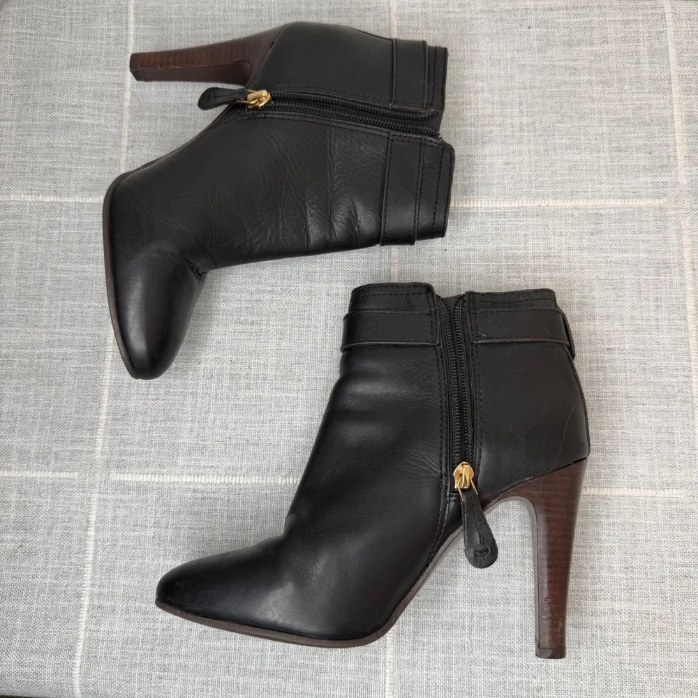 Tory Burch Bristol Black Leather Zip Ankle Boots High Heels Gold Logo 7.5 Bootie